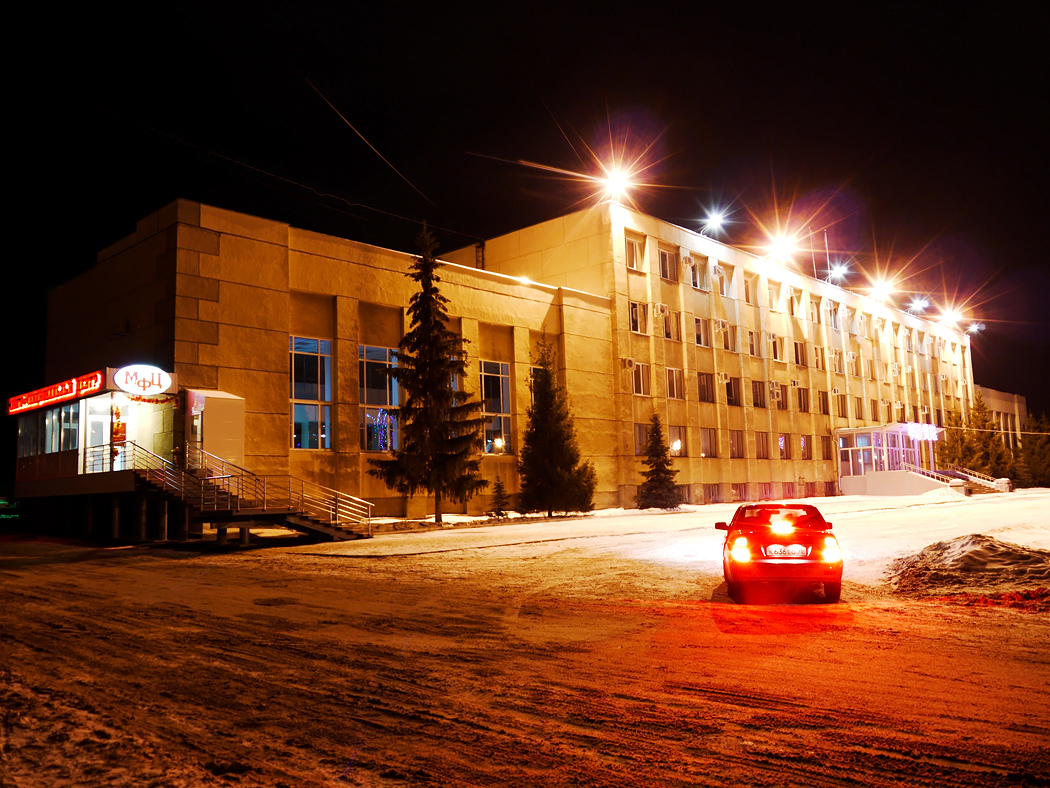 Г шадринск. Главная улица Шадринска. Ночной город Шадринск. Шадринск Курганская область зимой. Зимний Шадринск.